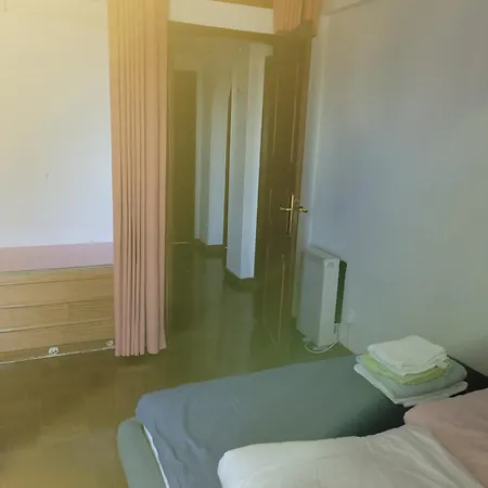Comfy Room Near Metro And Airport-3